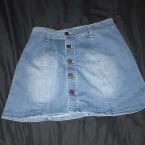 the cutest denim skirt from Tillys